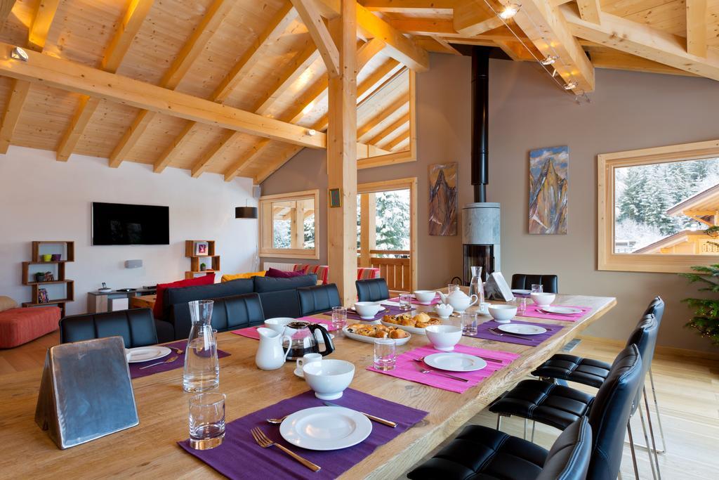 Chalet Isabelle Mountain Lodge 5 Star 5 Bedroom En Suite Sauna Jacuzzi Chamonix Phòng bức ảnh